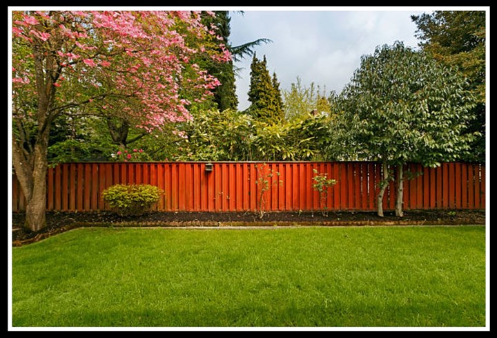 Garden fencing in Tipperary - carried out by Willows Garden Fencing