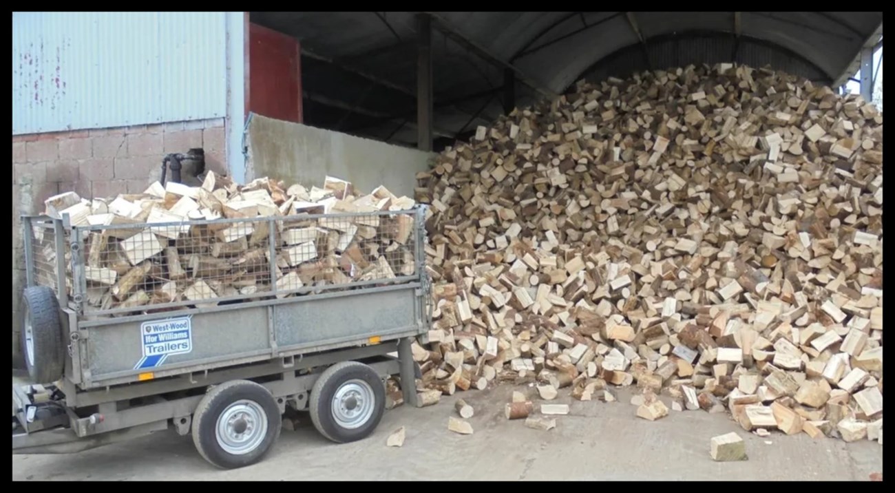 Firewood for stoves in Bettystown, Laytown, Mornington, and Duleek is delivered by Logman Firewood