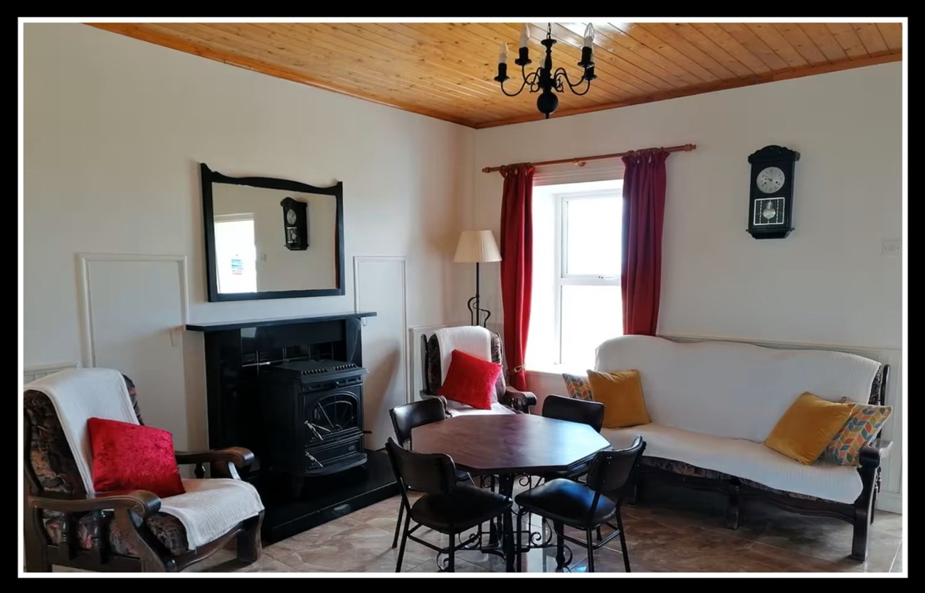 Holiday home accommodation in Lahinch - Atlantic Way Farmhouse